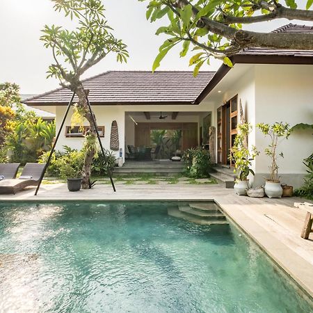 Villa Nya Ubud エクステリア 写真
